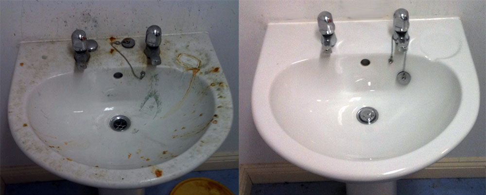 cleaning dirty bathroom sink